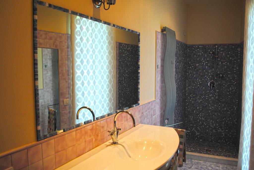 B&B Serena Prato Extérieur photo